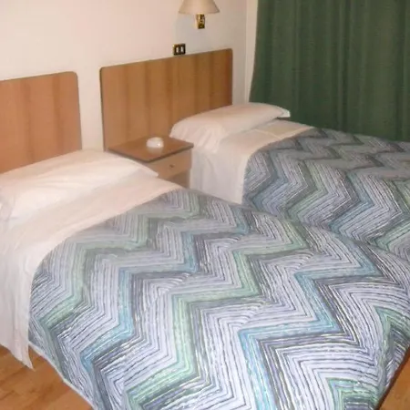 Astron Hotel